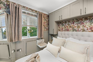 Photo 12- click for photo gallery